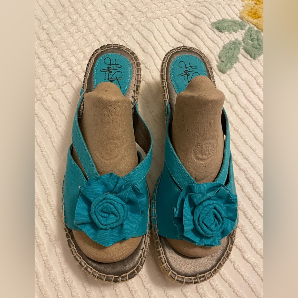 EUC Life Stride Teal Blue Wedge Espadrille Sandals Sz 8M